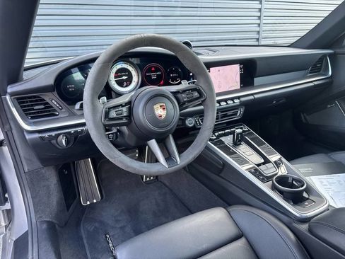 Certified 2024 Porsche 911 Turbo AWD/4WD image 17