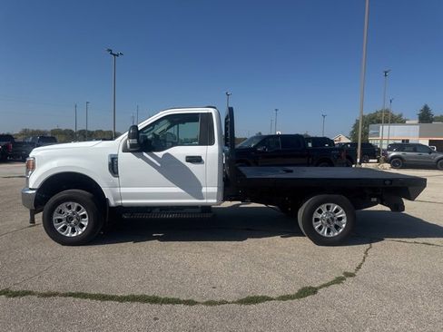 Used 2022 Ford F350 XLT w/ Snow Plow Prep Package image 6