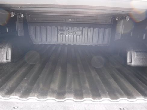 Used 2023 GMC Sierra 1500 SLT image 10