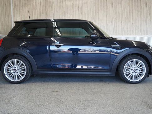 Used 2023 MINI Cooper SE image 5
