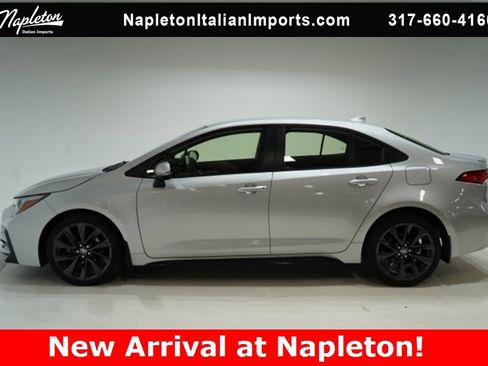 Used 2023 Toyota Corolla SE image 4