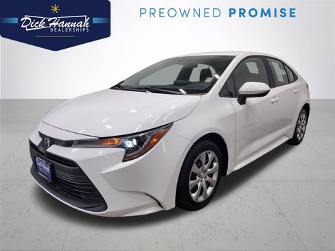 Used 2023 Toyota Corolla LE image 1