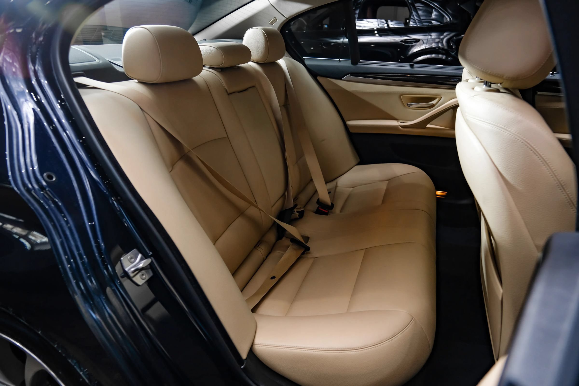Used 2016 BMW 528i Sedan RWD image 40