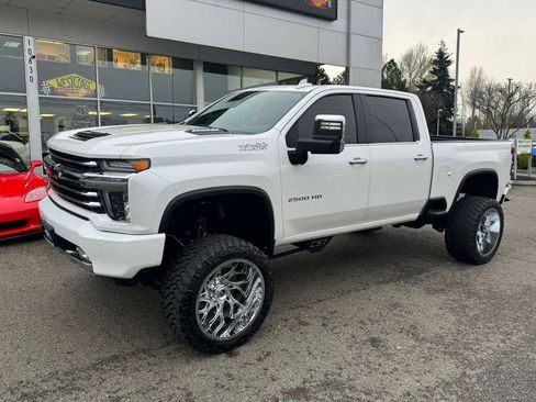 Used 2020 Chevrolet Silverado 2500 High Country w/ Z71 Off-Road Package image 31