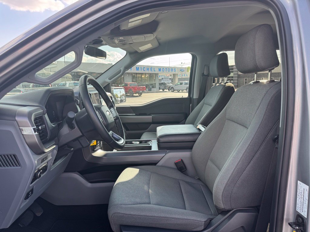 Used 2025 Ford F150 XLT w/ Equipment Group 301A Standard AWD/4WD image 5