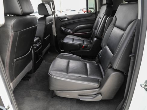 Used 2020 GMC Yukon XL SLT image 17