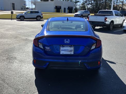 Used 2017 Honda Civic EX-T image 9