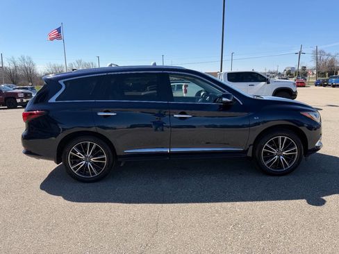 Used 2017 INFINITI QX60 Luxe w/ Deluxe Technology Package image 6