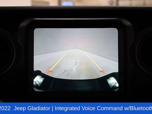 Used 2022 Jeep Gladiator Willys image 14