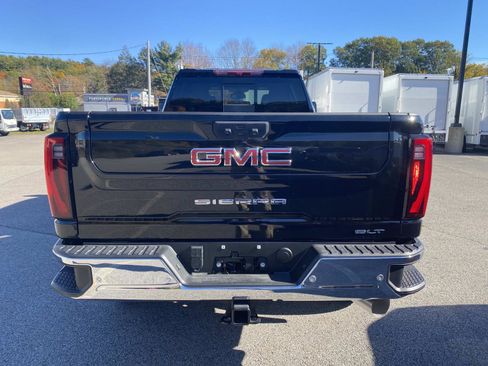New 2024 GMC Sierra 3500 SLT w/ SLT Premium Package image 4