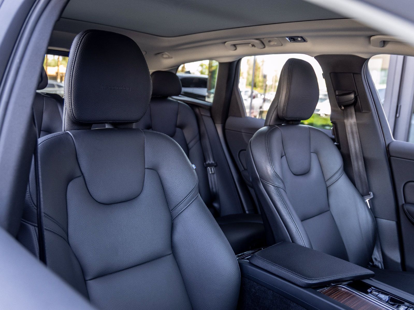 Used 2019 Volvo XC60 T5 Inscription AWD/4WD image 31