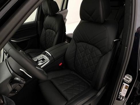 New 2026 BMW X7 xDrive40i w/ M Sport Package image 16