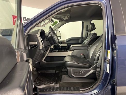 Used 2017 Ford F350 Lariat w/ Chrome Package image 3