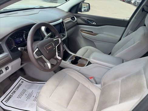 Used 2021 GMC Acadia SLE FWD image 16