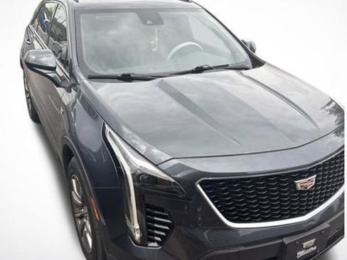 Used 2019 Cadillac XT4 Sport w/ Cold Weather Package FWD image 1