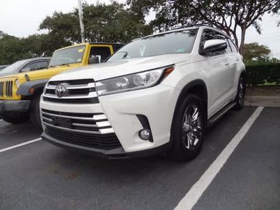 Used 2018 Toyota Highlander Limited Platinum