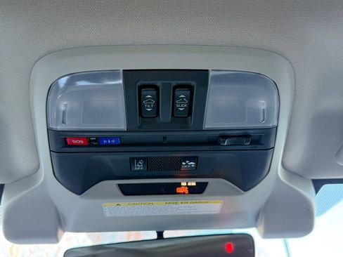 Used 2023 Subaru Crosstrek 2.5i Limited image 34