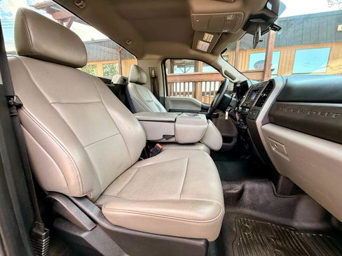 Used 2020 Ford F350 XL w/ Power Equipment Group image 30