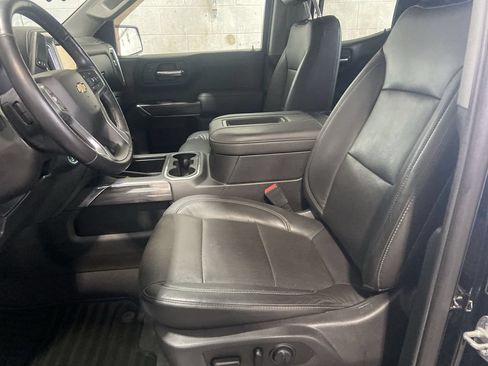 Used 2019 Chevrolet Silverado 1500 LTZ w/ LTZ Plus Package AWD/4WD image 19