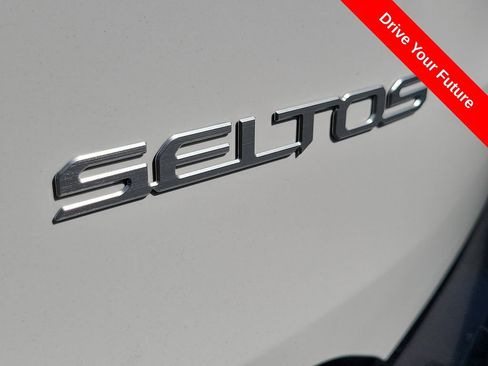 Used 2024 Kia Seltos S FWD image 24