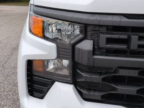 Used 2025 Chevrolet Silverado 1500 Custom Trail Boss AWD/4WD image 9