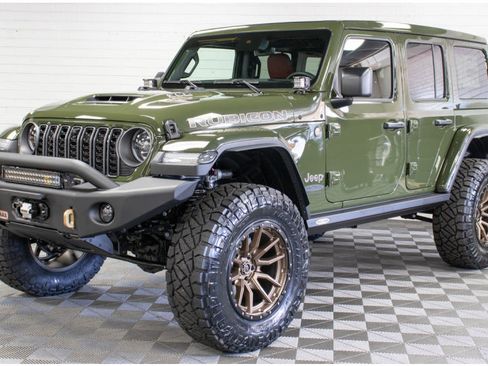 Used 2024 Jeep Wrangler Unlimited Rubicon 392 AWD/4WD image 7