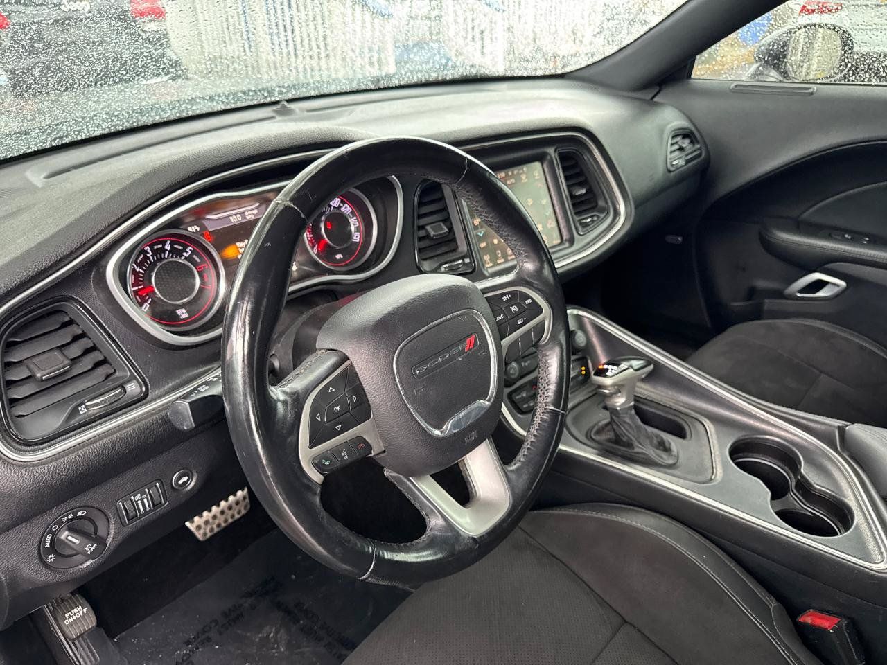 Used 2015 Dodge Challenger R/T Plus RWD image 3