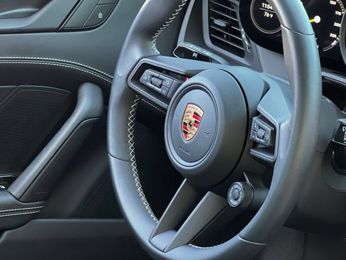 Certified 2022 Porsche 911 GT3 RWD image 20