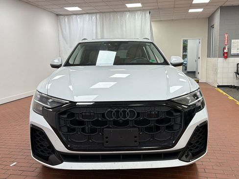 Used 2024 Audi Q8 Prestige image 6