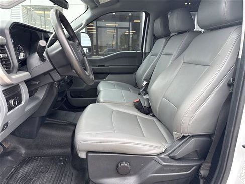 Certified 2023 Ford F250 XL w/ XL Chrome Package RWD image 4