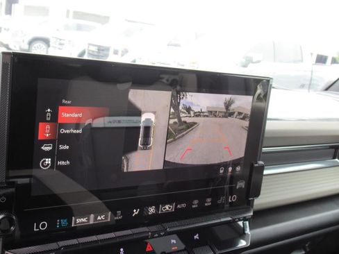 New 2026 GMC Hummer EV SUV image 22