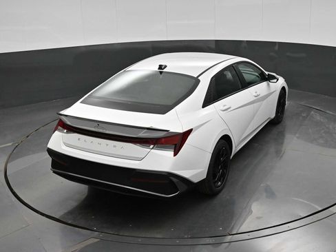New 2026 Hyundai Elantra Sport FWD image 27