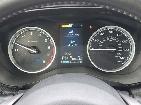 Used 2023 Subaru Forester Premium image 20