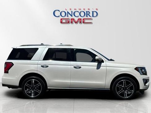 Used 2019 Ford Expedition Limited w/ Special Edition Package AWD/4WD image 3