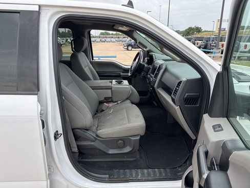 Used 2019 Ford F150 XLT w/ Equipment Group 301A Mid RWD image 13