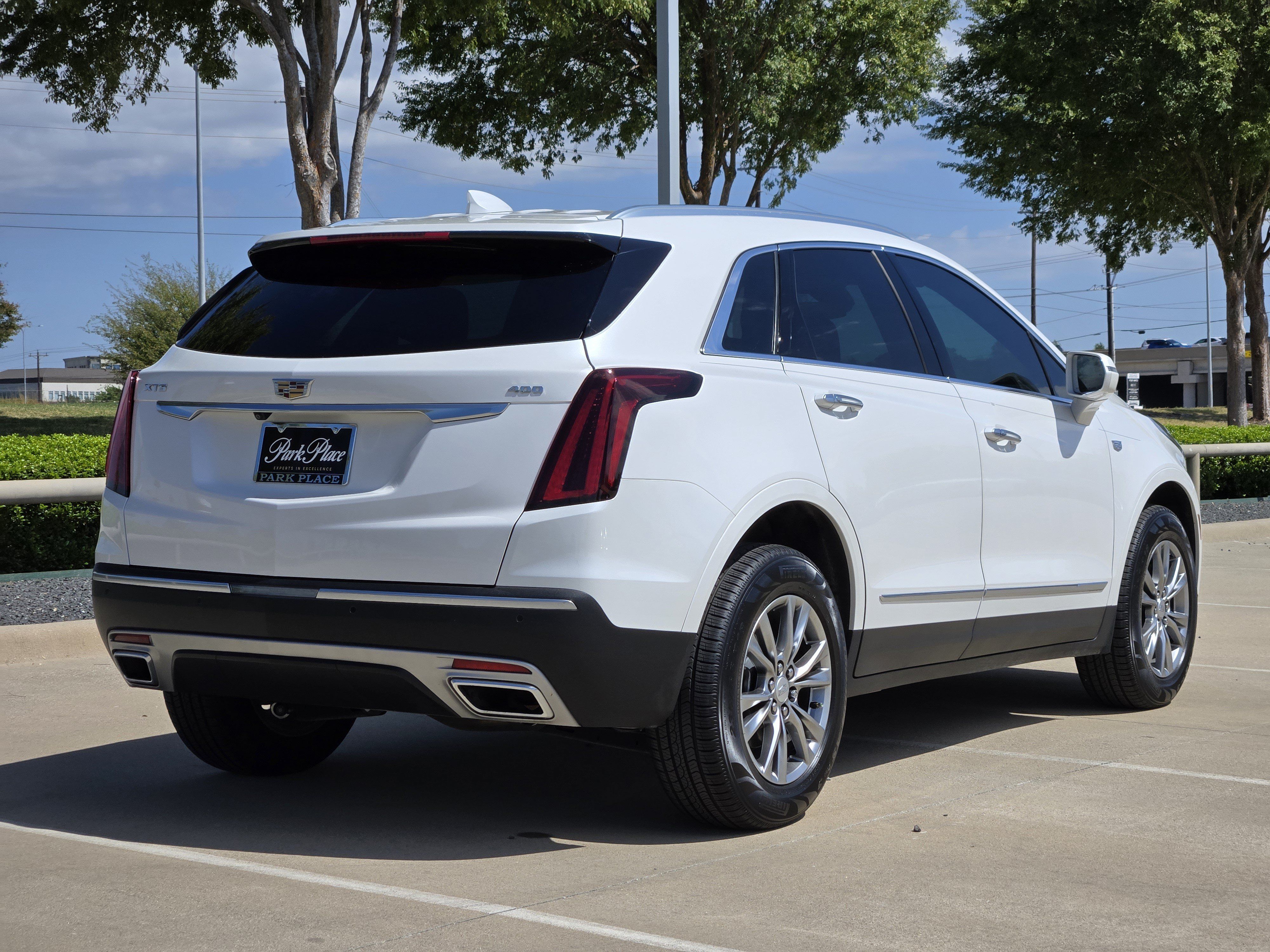 Used 2020 Cadillac XT5 Premium Luxury FWD image 5