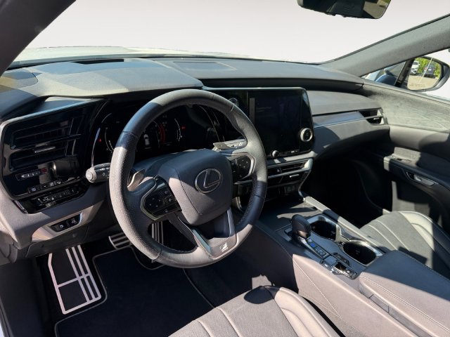 Used 2023 Lexus RX 350 F Sport w/ Accessory Package AWD/4WD image 12
