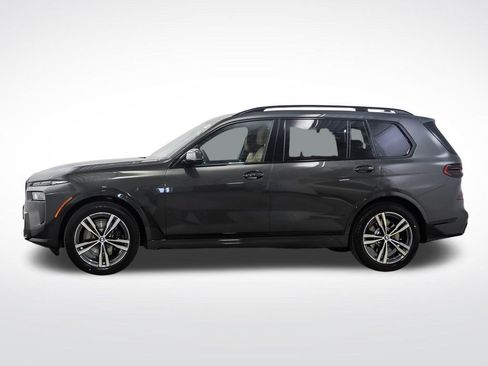 New 2026 BMW X7 xDrive40i w/ M Sport Package AWD/4WD image 2