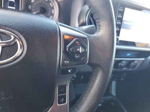 Used 2022 Toyota Tacoma SR5 image 27