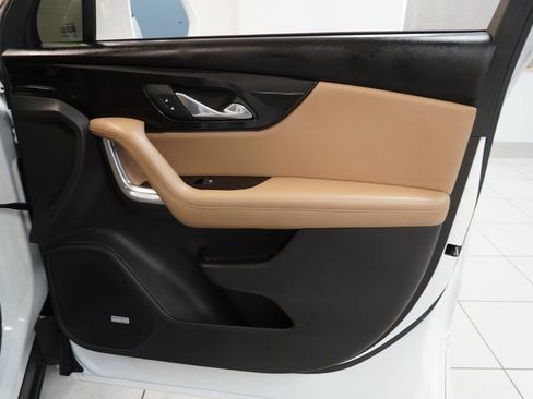 Used 2019 Chevrolet Blazer Premier w/ Sun and Wheels Package FWD image 34
