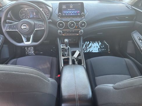 Used 2024 Nissan Sentra SV FWD image 16