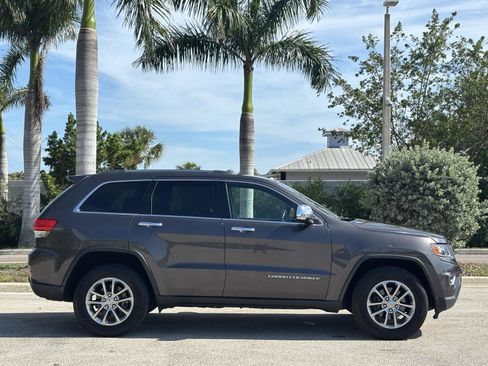 Used 2015 Jeep Grand Cherokee Limited w/ Trailer Tow Group IV AWD/4WD image 5