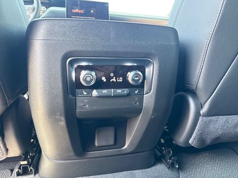 New 2026 GMC Yukon Denali AWD/4WD image 34