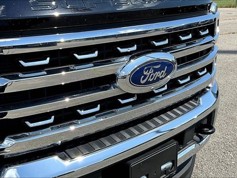 Used 2024 Ford F250 Lariat image 40