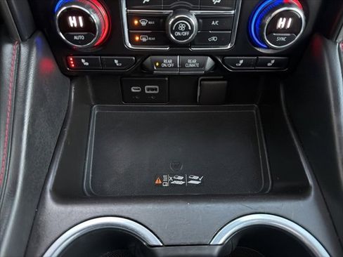 Used 2021 Chevrolet Tahoe RST w/ Luxury Package image 35