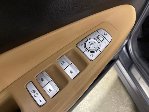 Certified 2023 Hyundai Santa Fe Calligraphy image 18