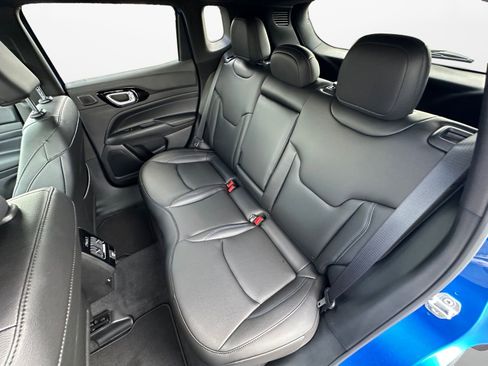 New 2025 Jeep Compass Limited w/ Sun & Sound Group AWD/4WD image 13