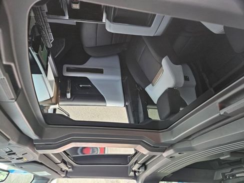Used 2024 GMC Hummer EV 3X AWD/4WD image 28