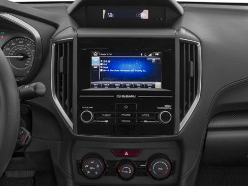 Used 2018 Subaru Impreza 2.0i image 13