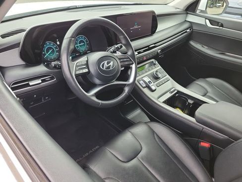 Used 2023 Hyundai Palisade SEL w/ Premium Package image 6